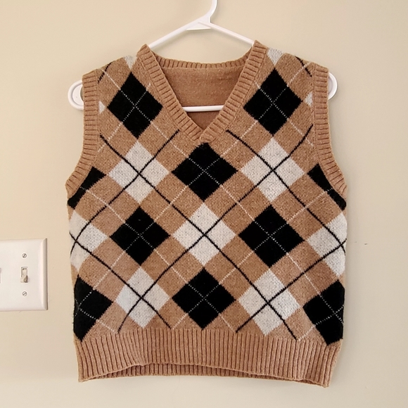 Fashion Nova Brown Checkered Sweater Vest - Picture 6 of 7